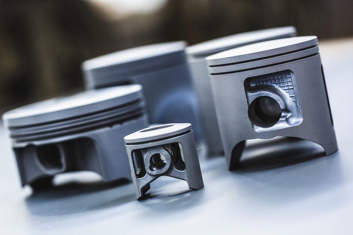 Anodizing of pistons in aluminum-silicon alloy